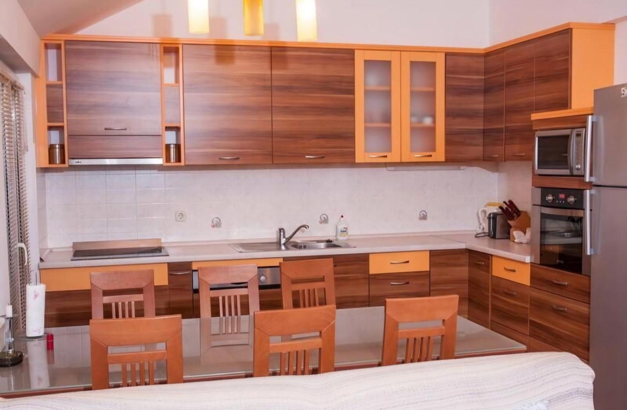 Apartment Spacious 80m2 Great Location *